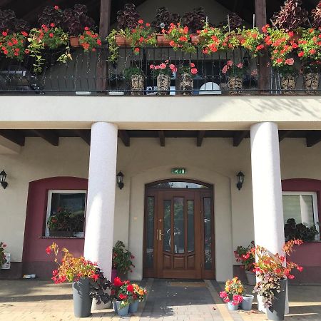 Arkadia Gosciniec-Klima,Parking,Ogrod Otel Opole Dış mekan fotoğraf