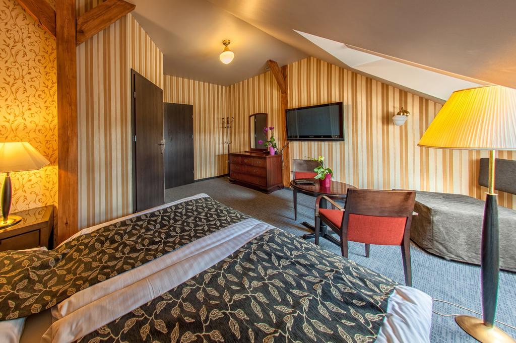 Arkadia Gosciniec-Klima,Parking,Ogrod Otel Opole Dış mekan fotoğraf